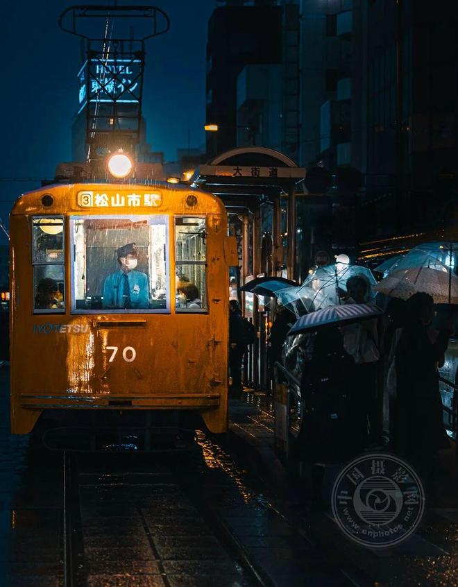 捕捉世界的偶然与诗意2025年世界街头摄影奖获奖公布（三）(图18)